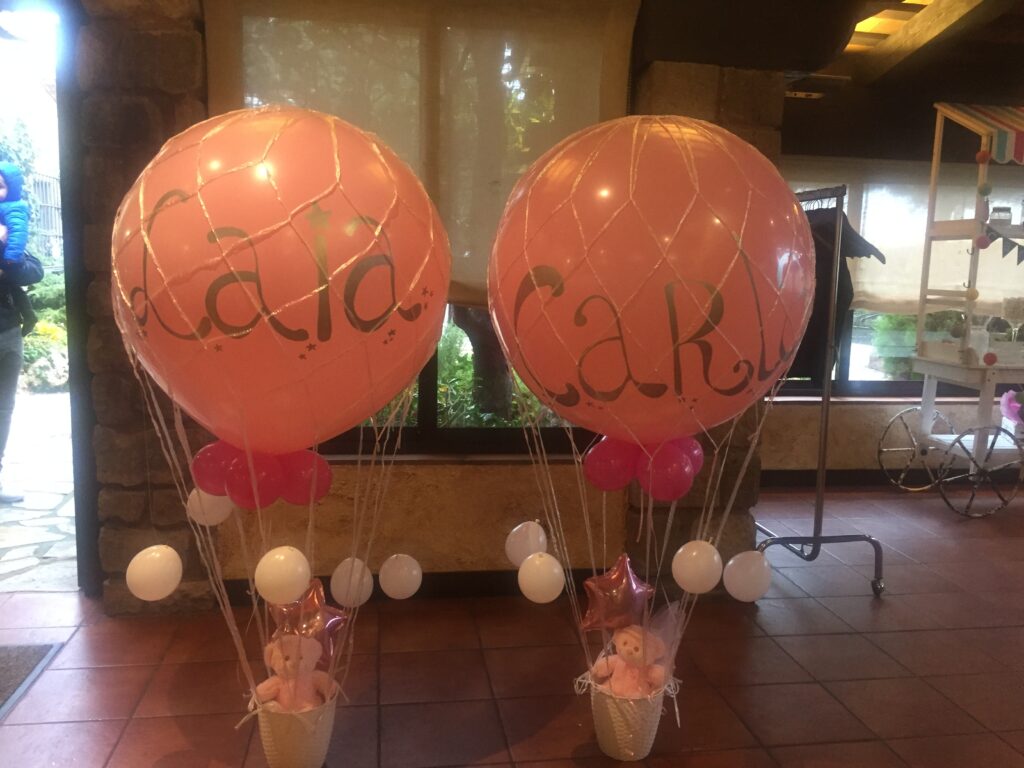 con globos para comunión Tienda de Globos – tienda de globos online